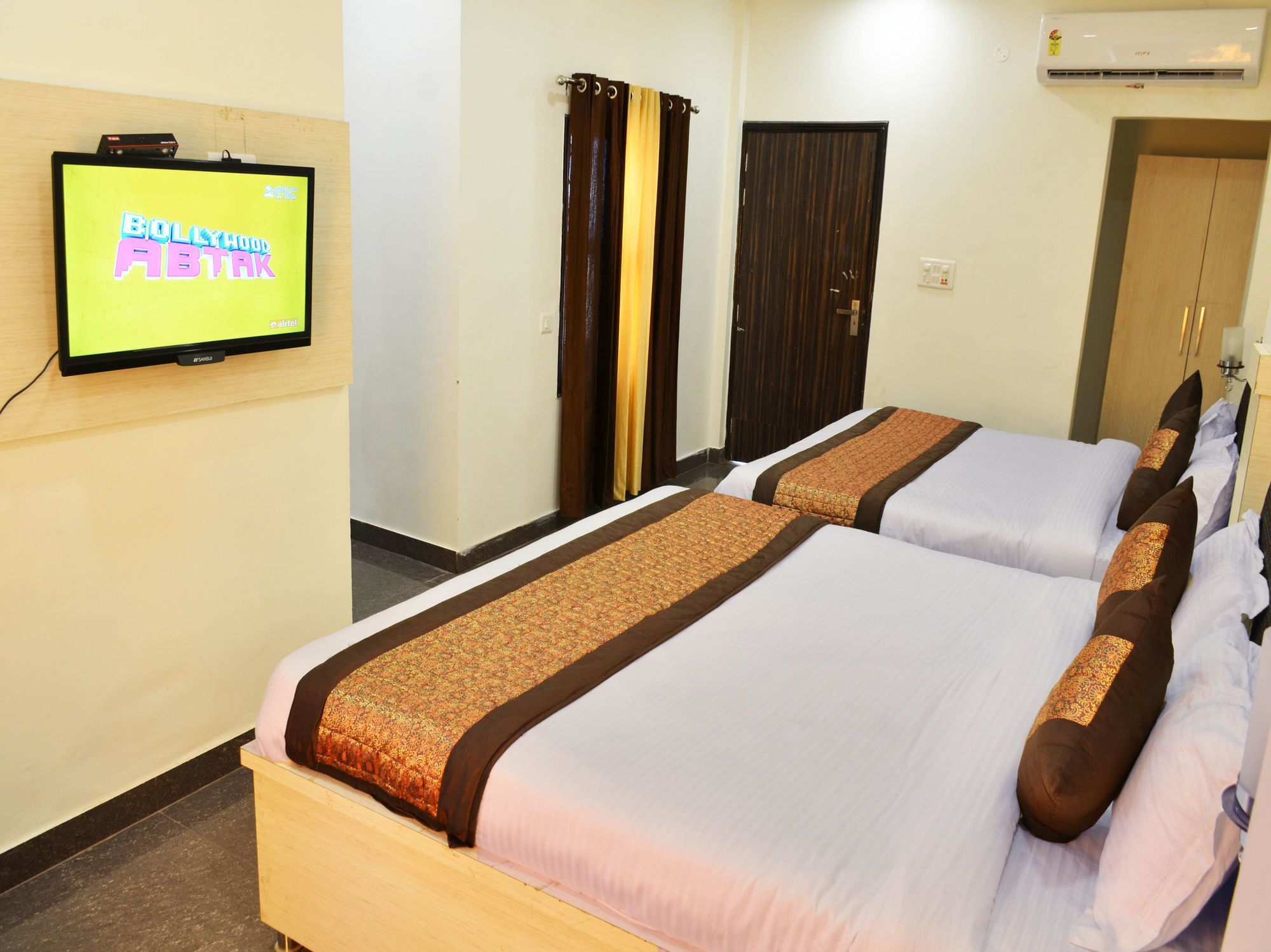 Hotel Oyo 7447 Grand Park Amritsar Exteriér fotografie